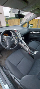 Tayota Auris (9 фото из 9)