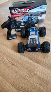 Raadio teel juhitav auto 1:16 (4 foto / 5)
