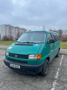 Продам Volkswagen T-4 (8 фото из 10)