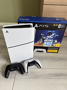 Playstation 5 Slim + 2 Dualsense pulti