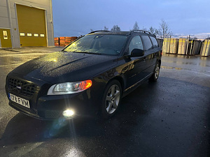 Volvo V70 2012 (4 фото из 8)
