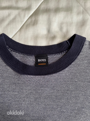 Мужской свитер Hugo Boss, размер S (фото #2)