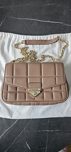 Продам сумочку Michael Kors б/у. (3 фото из 9)