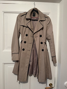 Зимние и весенне-осенние куртки и пальто
