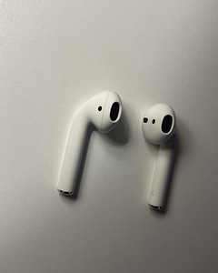 Airpods 1 (4 фото из 5)