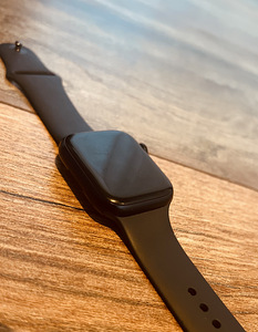 Apple Watch Series 7 Cellular + Lte (2 foto / 3)