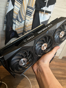 Rtx 3060 ti gaming z trio (4 foto / 4)