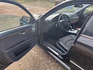 Mercedes-BENZ w211 (5 foto / 6)