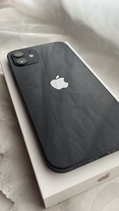 iPhone 12 128GB (1 foto / 10)