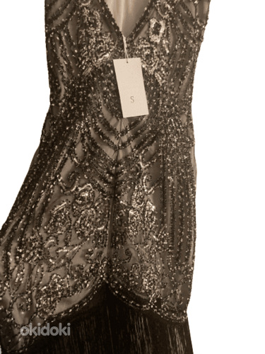 Платье Гэтсби с бахромой и пайетками, размер S. (фото #1)