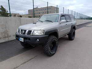 Nissan Patrol 3.2Cdi (2 foto / 6)