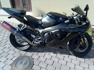 Yamaha R1 2003 (1 foto / 5)