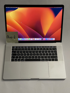 M/V: 2017 15.4" MacBook PRO i7 16GB RAM (1 foto / 1)