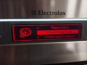 Electrolux integreeritav ahi + mikrolaineahi (5 foto / 10)
