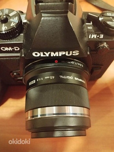 Olympus OM-D E-M1 (3 foto / 7)