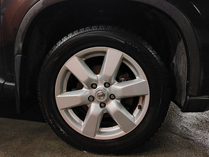 Nissan X-Trail T31 (11 foto / 15)