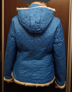 Куртка легкая (2 фото из 3)