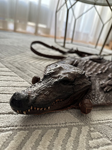 Сумка из настоящей кожи крокодила с головой