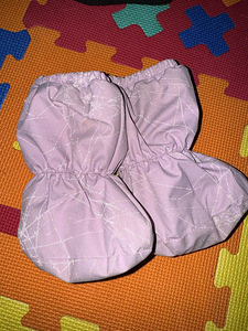 Beebijalatsid (1 foto / 2)