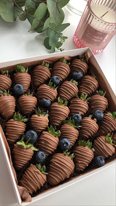 Šokolaadiga kaetud maasikad