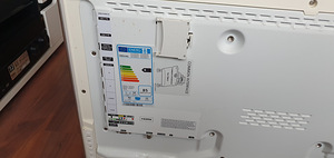 Smart tv samsung 32 tolli (3 foto / 5)
