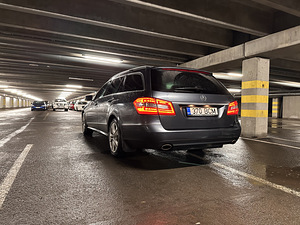 Mercedes-Benz E350 (4 foto / 15)