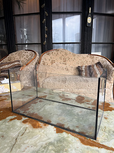 Akvaarium koos lisavarustusega (3 foto / 3)