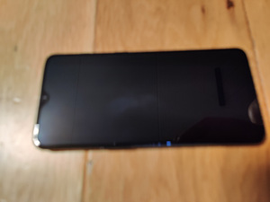 OnePlus 6T 128GB must mobiiltelefon (5 foto / 5)