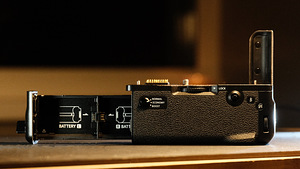 Vertical battery grip VG-XT4 (4 foto / 4)