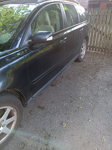 Vahetada Volvo V50. (4 foto / 5)
