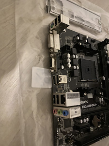 Asrock fm2a58m-dg3+ (2 foto / 2)
