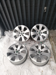16" оригинальные диски Skoda (1 фото из 3)