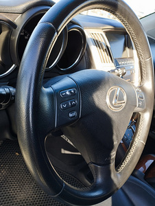 Lexus RX (4 фото из 7)