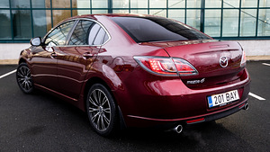 Mazda 6 2.0 108kW (4 foto / 11)