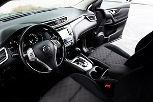 Nissan Qashqai 1.6 96kW (7 foto / 15)