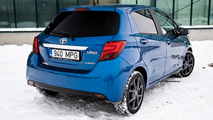 Toyota Yaris Hybrid 1.5 54kW (6 foto / 15)
