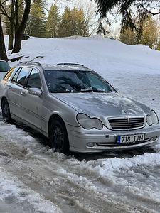 Mercedes-Benz c220d (1 foto / 7)