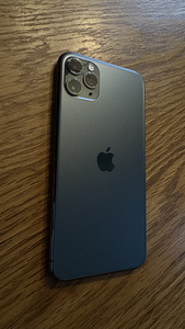 Müüa Iphone 11 pro max, GB256, Green (1 foto / 2)