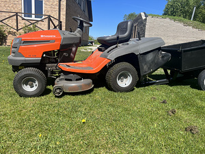 Husqvarna TC 138 murutraktor (8 foto / 9)