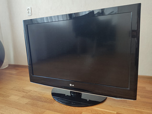 Телевизор LG 37 дюймов