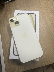 iPhone 15 (2 foto / 2)