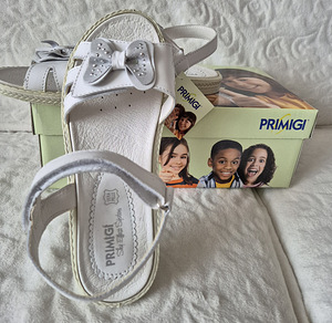 Новые сандалии PRIMIGI (2 фото из 5)