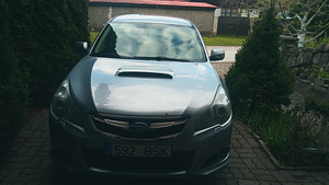 Subaru Legacy 2.0 Diesel varuosadeks. (3 foto / 10)