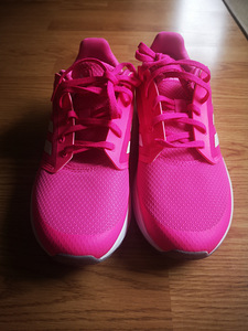 Adidas 40 новые (3 фото из 3)