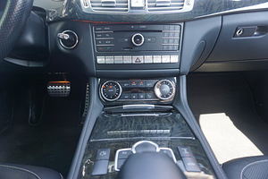 Mercedes-Benz CLS 350 4-Matic Shooting Brake AMG line (9 foto / 15)