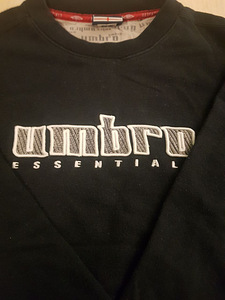 Vintage Umbro dressipluus Suurus S Suurepärases seisukorras (2 foto / 4)