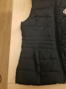 Naiste vest Hollister Suurus S (6 foto / 6)