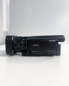 SONY FDR-AX100 (2 foto / 10)