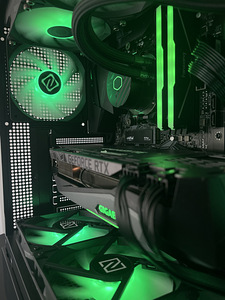 Ryzen 7 5800x, RTX 3080 | Свежесобранный компьютер (7 фото из 7)