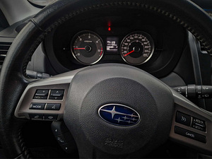 Subaru Forester 2013 (7 фото из 12)